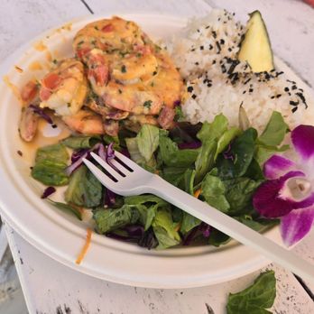 Barefoot Beach Cafe - Garlic shrimp plate - Breakfast & Brunch Near Me - Honolulu, Hawaii