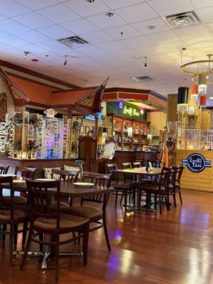 LucKi Thai Bistro by null