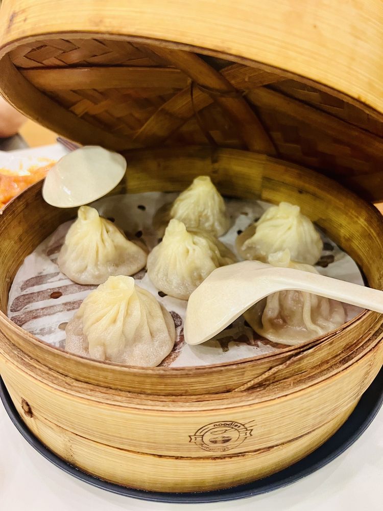 NOODLES AND DUMPLINGS 43 Photos & 28 Reviews 1400 E Expressway 83