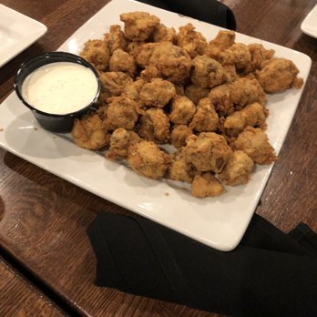 CONRAD'S Restaurant & Alehouse - Fried mushrooms - Chicken Wings Near Me - Liberty, Missouri