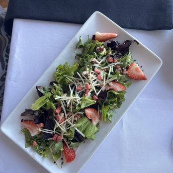 The Vine Fine Dining - Strawberry balsamic salad - Seafood Near Me - Touchet, Washington The Vine Fine Dining - Strawberry balsamic salad - Seafood Near Me - Touchet, Washington