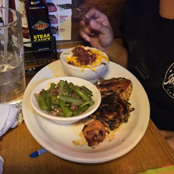 Texas Roadhouse - Grilled BBQ Chicken - Steakhouses Near Me - Clarksville, Tennessee Texas Roadhouse - Grilled BBQ Chicken - Steakhouses Near Me - Clarksville, Tennessee
