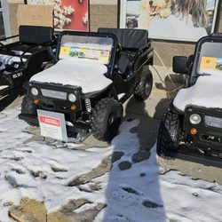Rural King Supply - Military Style Jeep go-cart / that thing looks pretty cool