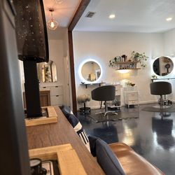 Blushing Belle Beauty Bar
