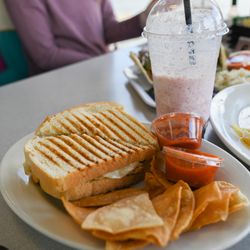 Cafe con Leche - Fiesta sandwich