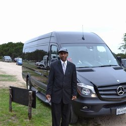 Fresch Limousine Services