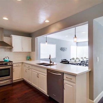 AR General Contractor - a kitchen with hardwood floors - General Contractors Near Me AR General Contractor - a kitchen with hardwood floors - General Contractors Near Me