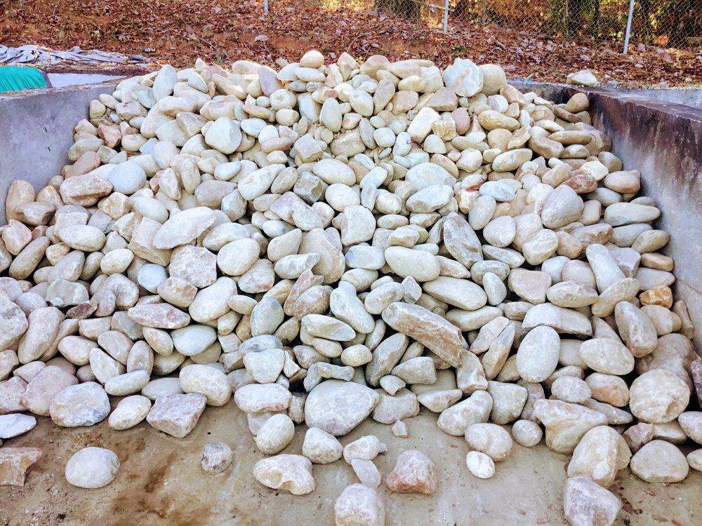 Nurseries & Gardening OUT OF EDEN BULK LANDSCAPE MATERIAL Updated October 2024 18 Photos