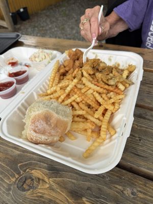 Crosby's Drive-In by null