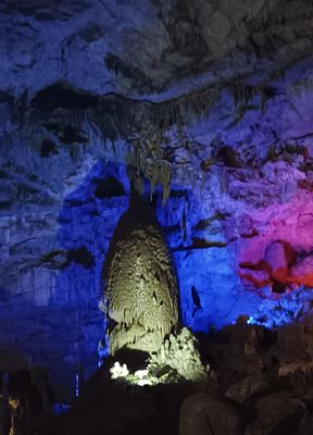 Lost World Caverns by null