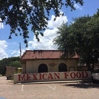Armando's Mexican Food - Side dining room area - Mexican Near Me - Abilene, Texas Armando's Mexican Food - Side dining room area - Mexican Near Me - Abilene, Texas