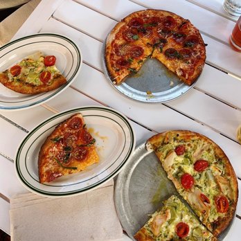 Taglio OTR - Chicken pesto & hot honey pepperoni za - Pizza Near Me - Cincinnati, Ohio Taglio OTR - Chicken pesto & hot honey pepperoni za - Pizza Near Me - Cincinnati, Ohio
