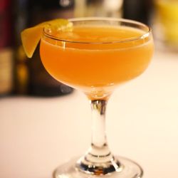 The Foreman - Naked and Famous - Herbal, Tangerine, Saffron