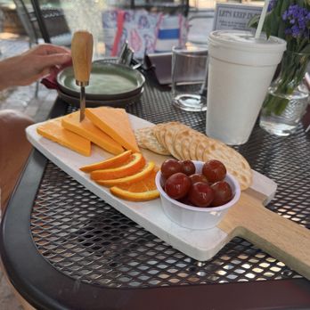 Bin 39 - Cheddar Cheese, grapes, organs and crackers. - Wine Bars Near Me - St. Augustine, Florida