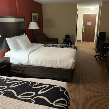 La Quinta by Wyndham Warner Robins - Robins AFB - Room - handicap accessible - Hotels Near Me - Warner Robins, Georgia