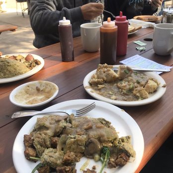 Morning Glory Café - Savory Pesto Omelette with a side of Biscuits and Mushroom Garvey. - Vegetarian Near Me - Eugene, Oregon