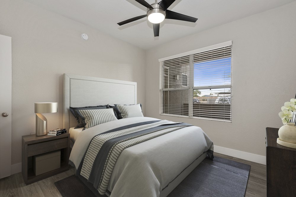 The Retreat Apartments - property management company in Phoenix, AZ