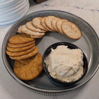 Salty Spirits - Crackers with Onion Dip - Seafood Near Me - Kittery, Maine