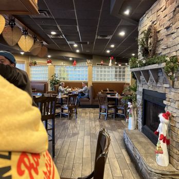 Ruckerjohns A Restaurant & More - a fireplace - American Near Me - Wilmington, North Carolina Ruckerjohns A Restaurant & More - a fireplace - American Near Me - Wilmington, North Carolina