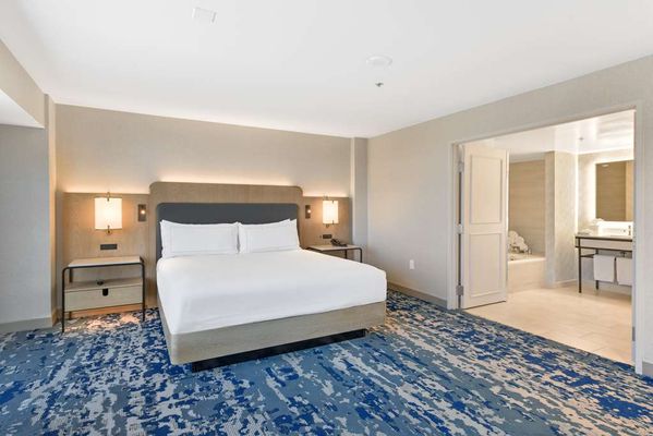 Hilton Anaheim by null