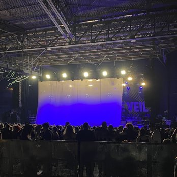 Virginia Credit Union Live - View of the stage- pit area is in front of the barricade - Stadiums & Arenas Near Me - Richmond, Virginia Virginia Credit Union Live - View of the stage- pit area is in front of the barricade - Stadiums & Arenas Near Me - Richmond, Virginia
