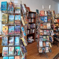 Encore Books - Currently popular selection