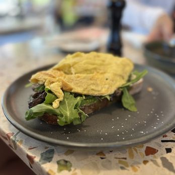 Parakeet Cafe - Carlsbad - Mushroom Toast with an egg - Coffee & Tea Near Me - Carlsbad, California Parakeet Cafe - Carlsbad - Mushroom Toast with an egg - Coffee & Tea Near Me - Carlsbad, California