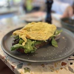 Parakeet Cafe - Carlsbad - Mushroom Toast with an egg