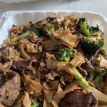 Thai BBQ - Pad see ew - Thai Near Me - Union City, California Thai BBQ - Pad see ew - Thai Near Me - Union City, California