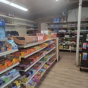 Oro Dam Liquor - Inside - Beer, Wine & Spirits Near Me - Oroville, California Oro Dam Liquor - Inside - Beer, Wine & Spirits Near Me - Oroville, California