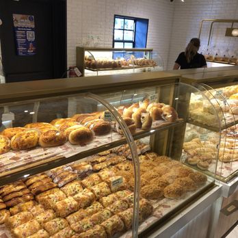Bakery 1908 - Self serve bakery cases - Bakeries Near Me - Orlando, Florida