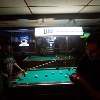 The Den Bar and Grill - Rosa is great server at the Den on Hawthorne great place for drinks - Sports Bars Near Me - Hawthorne, California