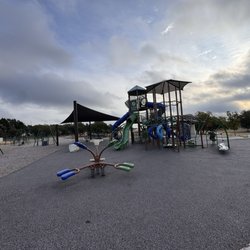 Lakeline Park