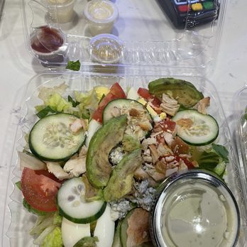 Burger 21 - Carrollwood - Poor quality salads - Burgers Near Me - Tampa, Florida