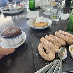 Tinto y Blanco - Desserts - Lava cake, flan de amaretto, & churros