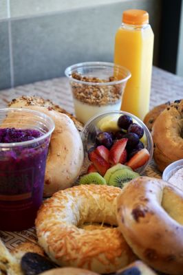 Bagels ‘n Grinds by null