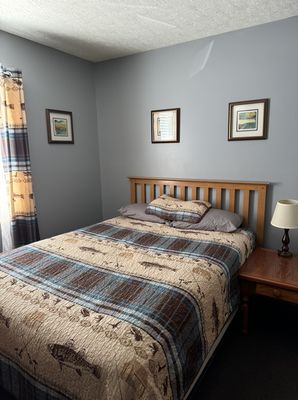 Green Roof Inn by null