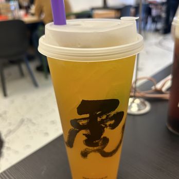 Tiger Soup Dumplings - Fruit tea - Dim Sum Near Me - Fenton, Missouri