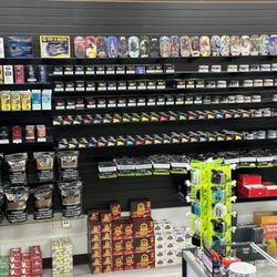 Lucky’s Smoke Shop - Hookah flavors,rolling tobacco,charcoal,cigarette machines