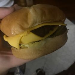 MrBeast Burger - Cold burger