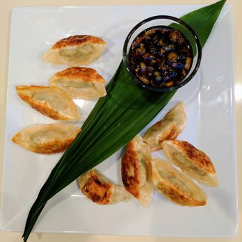 Periwinkles Catering And Cafe - a plate of appetizers - Cafes Near Me - Oyster Bay, New York Periwinkles Catering And Cafe - a plate of appetizers - Cafes Near Me - Oyster Bay, New York