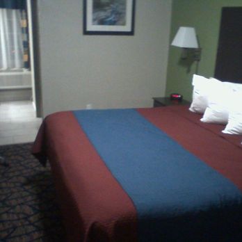 Rodeway Inn & Suites - Super comfy and spotlessly clean! - Hotels Near Me - Ithaca, New York Rodeway Inn & Suites - Super comfy and spotlessly clean! - Hotels Near Me - Ithaca, New York