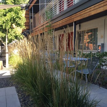 Modern Hotel - Patio - Hotels Near Me - Boise, Idaho Modern Hotel - Patio - Hotels Near Me - Boise, Idaho