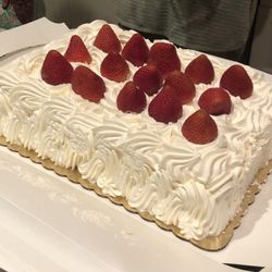 Woodlea Bakery - Bel Air - Cake