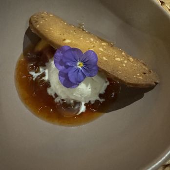 Cow By Bear - stone fruit "pie" - Steakhouses Near Me Cow By Bear - stone fruit "pie" - Steakhouses Near Me