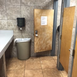 Mesquite Mart-Shell - Clean bathrooms.