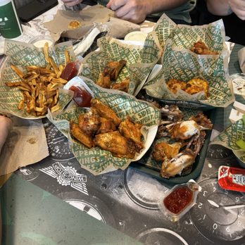 Wingstop - Chicken Wings Near Me - Pensacola, Florida