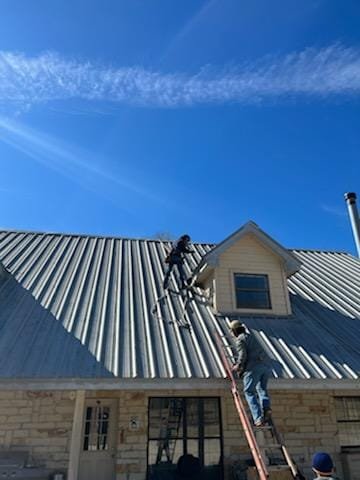 Slide of Falcon Roofing & Construction