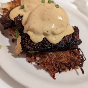 Briarpatch Restaurant - Short rib Benedict - American Near Me - Winter Park, Florida