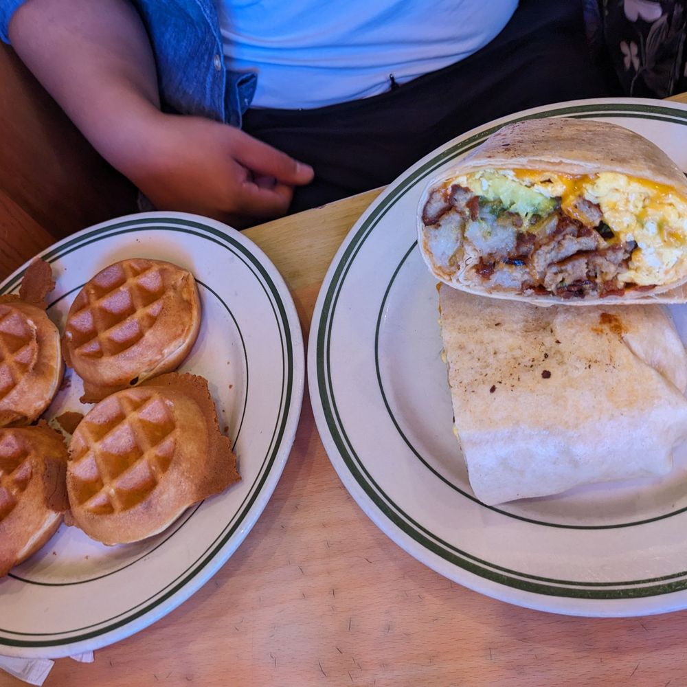 Staten Island Diner - Breakfast burrito - Diners Near Me - Staten Island, New York Staten Island Diner - Breakfast burrito - Diners Near Me - Staten Island, New York
